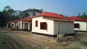 গোপালগঞ্জে কোটালীপাড়ায় আশ্রয়ণ প্রকল্পের ঘরে স্বাচ্ছন্দ্যে বসবাস করছেন সুবিধাভোগীরা