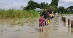 বান্দরবানের নিম্নাঞ্চল প্লাবিত ॥ লামা-আলীকদমে সড়ক যোগাযোগ বিচ্ছিন্ন