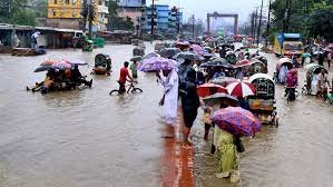 বৃষ্টিতে তলিয়ে গেছে চট্টগ্রাম নগরের অধিকাংশ এলাকা, স্রোতে যুবক নিখোঁজ 3 বৃষ্টিতে তলিয়ে গেছে চট্টগ্রাম নগরের অধিকাংশ এলাকা, স্রোতে যুবক নিখোঁজ