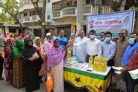 ভর্তুকি মূল্যে খাদ্যপণ্য পাবেন যশোরে ১ লাখ ৩৭ হাজার ৪৩৯ পরিবার 3 যশোরে ১ লাখ ৩৭ হাজার ৪৩৯ পরিবার পাবেন ভর্তুকি মূল্যে খাদ্যপণ্য