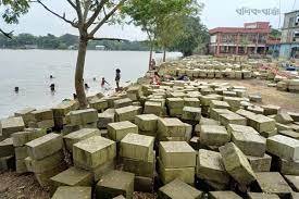 সুনামগঞ্জের হাওরে ফসল রক্ষা বাঁধ নির্মাণের ৬২ শতাংশের কাজ শেষ হয়েছে