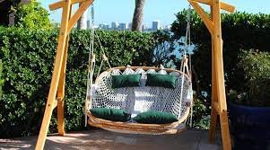 কুমিল্লার দোলনা তৈরি করে ৩শ’ পরিবারে সচ্ছলতার ছোঁয়া