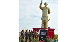 সিলেট সেনানিবাসে বঙ্গবন্ধুর ভাস্কর্য 'বজ্রকন্ঠ'র উদ্বোধন 1 সিলেট সেনানিবাসে বঙ্গবন্ধুর ভাস্কর্য 'বজ্রকন্ঠ'র উদ্বোধন