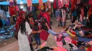 কুমিল্লার গরম কাপড়ের দোকান ভিড় বেড়েছে 2 কুমিল্লার গরম কাপড়ের দোকান ভিড় বেড়েছে