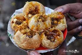 কুমিল্লায় বসন্ত মেলায় দেশি খাবারের সমাহার