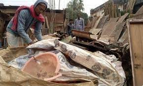 কুমিল্লায় ফেলনা জিনিসপত্র ছয়’শ মানুষের আয়ের উৎস