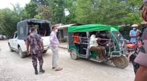 বঙ্গবন্ধুর জন্মবার্ষিকীতে চান্দিনায় ১টি পিকআপ ও ১০টি রিকশা বিতরণ 3 বঙ্গবন্ধুর জন্মবার্ষিকীতে চান্দিনায় ১টি পিকআপ ও ১০টি রিকশা বিতরণ