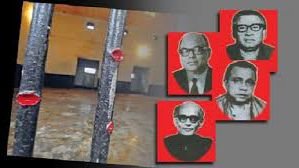 ওসমানীর অনুরোধে ও ভরসায় দেশেই থেকে যান মোশতাক