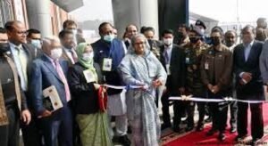 অভ্যন্তরীণ বাজার সম্প্রসারণ ও জনগণের ক্রয়ক্ষমতা বাড়াতে পদক্ষেপ গ্রহণের আহবান জানালেন প্রধানমন্ত্রী